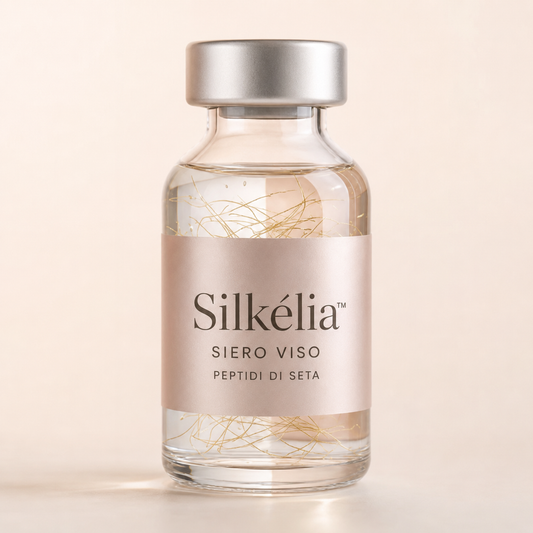 Silkélia siero viso ai peptidi di seta